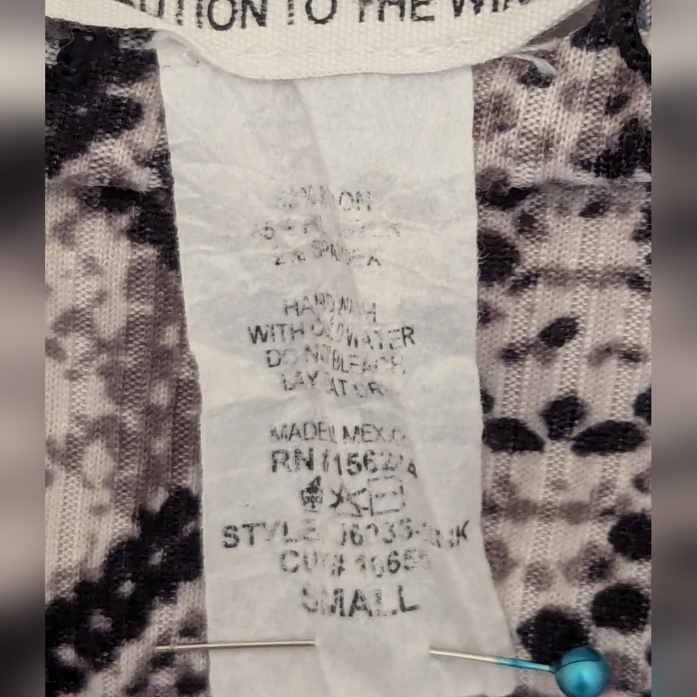 🐆 Caution to the Wind Snake Print S Crop Top Ruffle Hem Whimsicoth Animal - Picture 6 of 10
